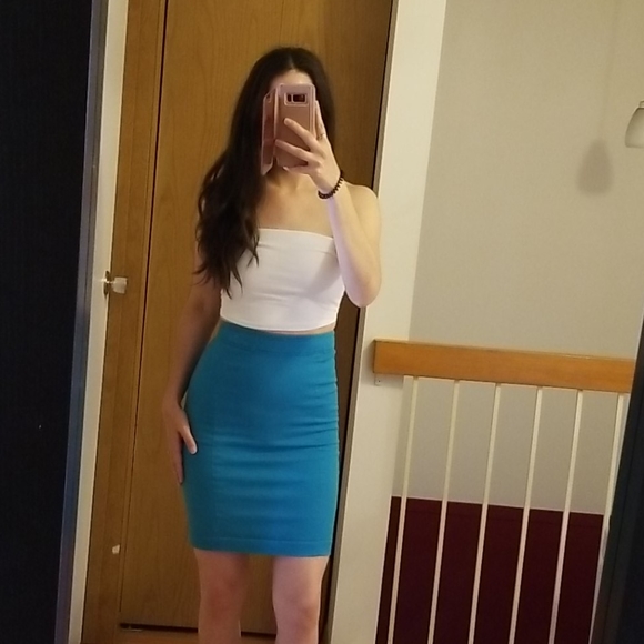 Denim Pencil Skirt - Picture 4 of 4